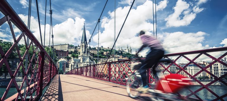 Aide à l'installation étudiants étrangers à Lyon - Expat Agency Lyon